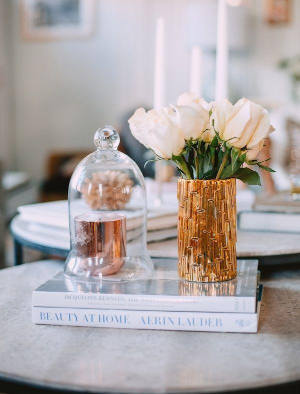 Foto: Reprodução / <a href="http://blog.potterybarn.com/guest-post-how-to-style-your-coffee-table/" target="_blank">Pottery Barn</a>