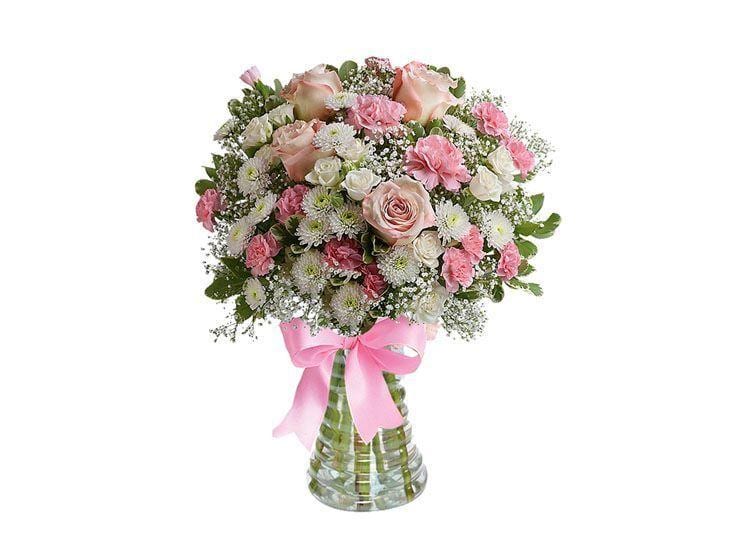 Mix de flores do campo delicadas por R$249,90 na <a href="http://www.novaflor.com.br/tipo-de-flores/luxuoso-mix-de-flores-delicadas/p24911-d1148/?src=DEPT" target="blank_">Nova Flor</a>