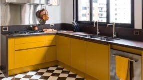 Foto de cozinha amarela 0 - 32