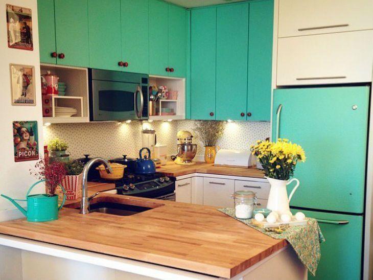 Foto de cozinha colorida 28 - 30
