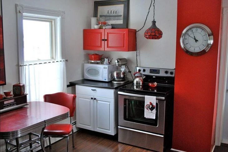 Foto de cozinha vermelha 32 - 31