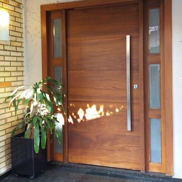 Foto de portas de entrada de madeira 74 - 273
