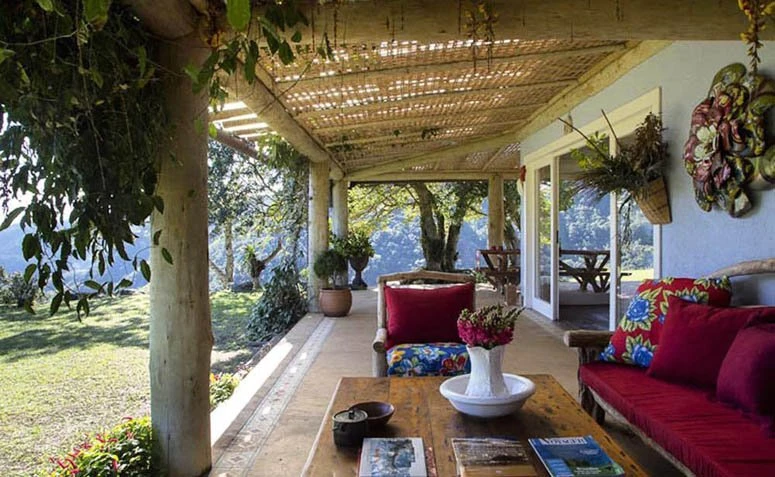 Casa com varanda: 78 inspirações que são cheias de aconchego e frescor