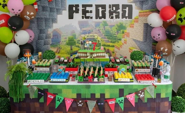20 ideias de bolo Minecraft para festas de aniversário infantis