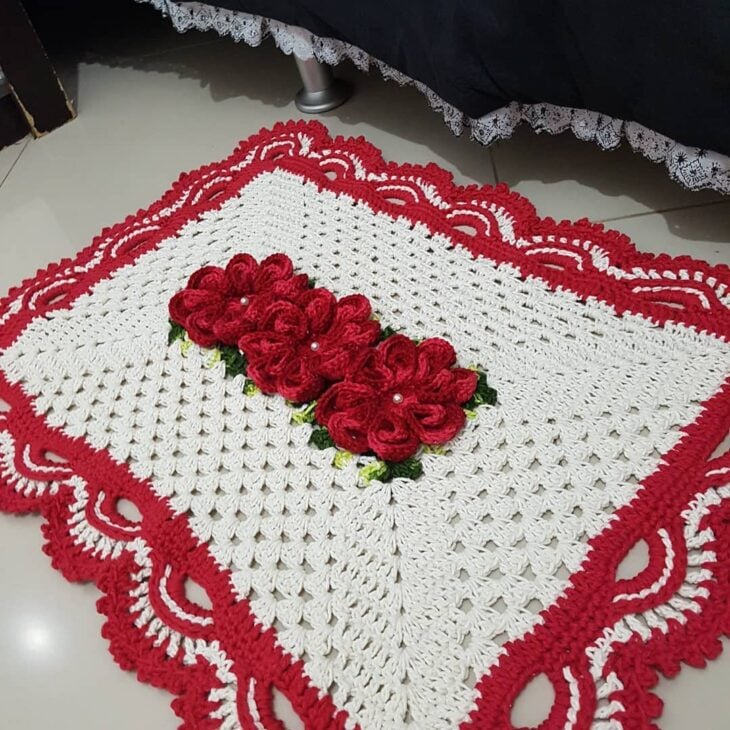 Foto de tapete de croche com flores 27 - 29