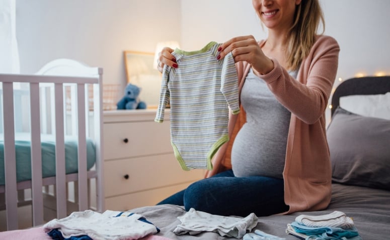 Como lavar roupa de bebê: o que você precisa saber sobre essa missão