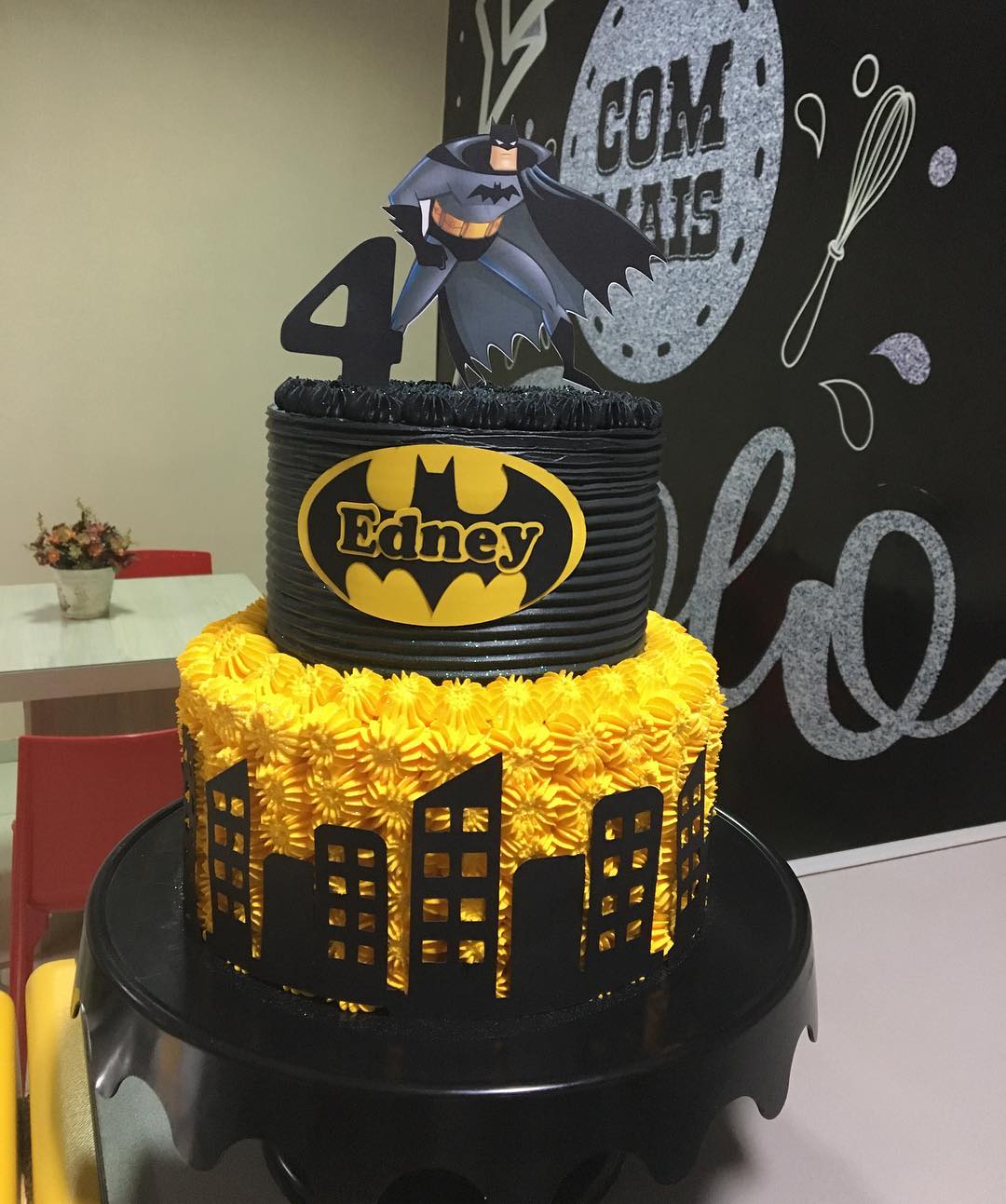 Featured image of post Chantininho Bolo Batman Chantilly Empreendedor na maricota cake designer l insta