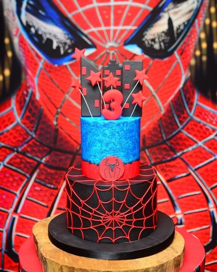 Foto de bolo do homem aranha 61 - 60