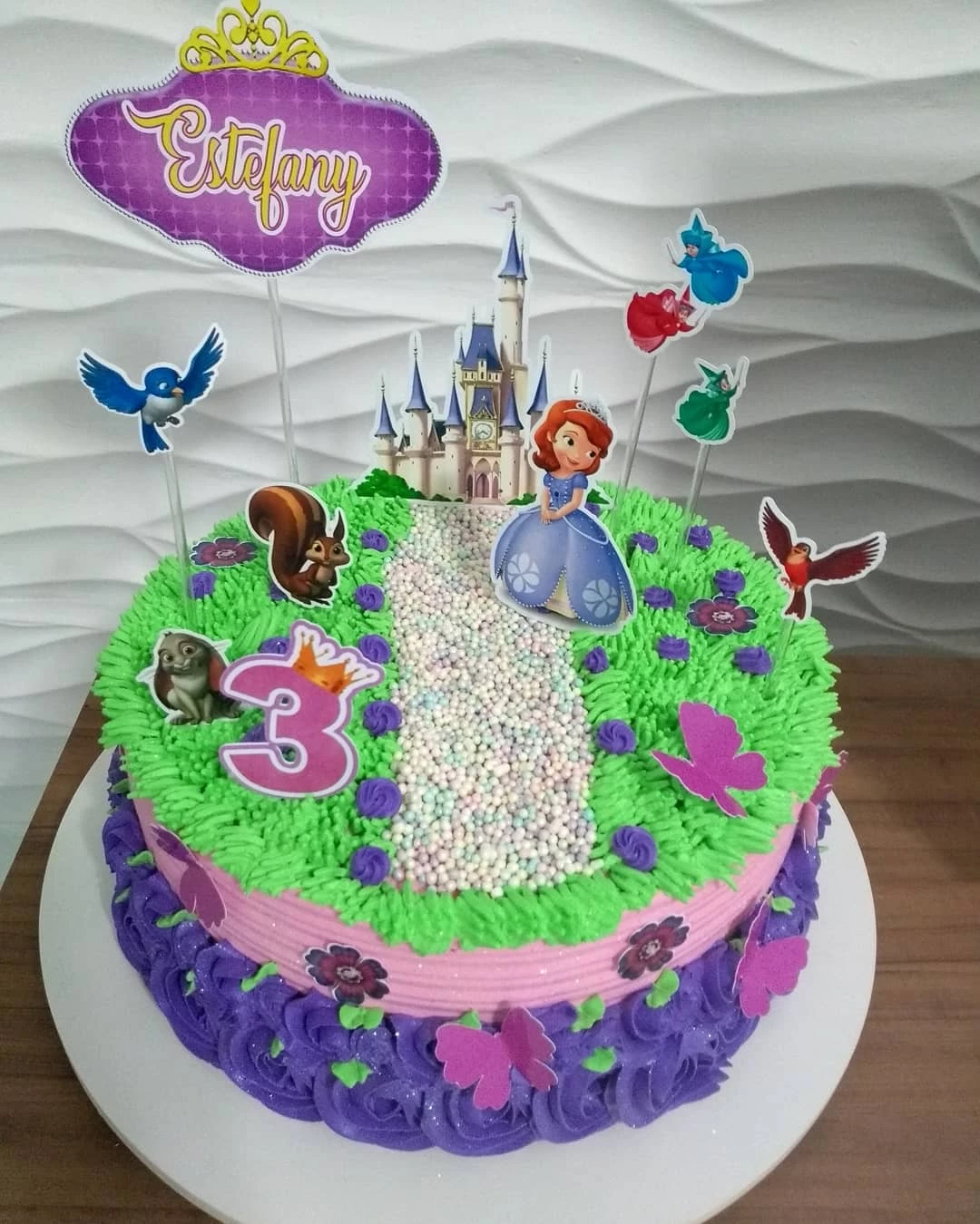 Foto de bolo da princesa sofia 56 - 59