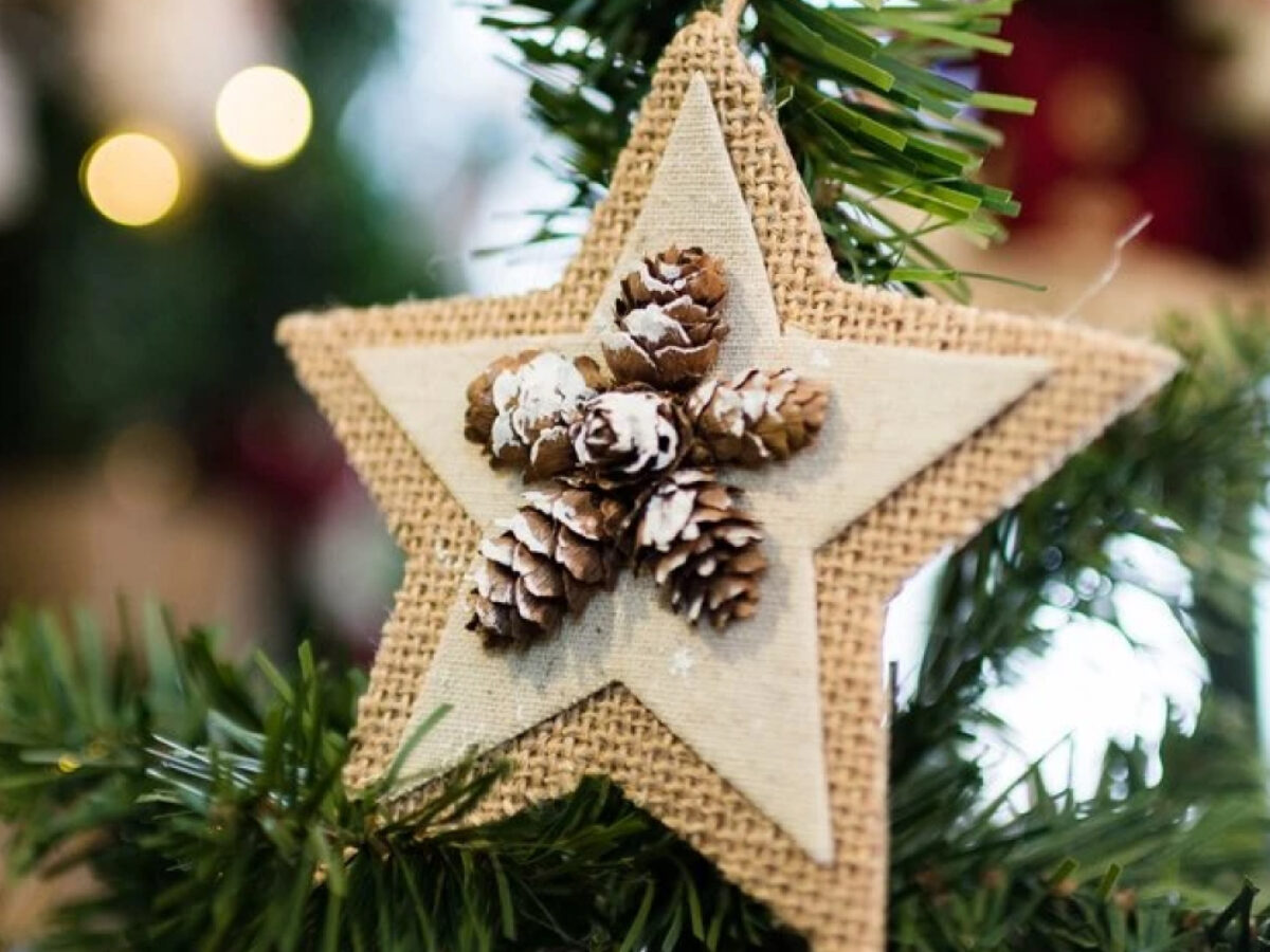 Estrela de Natal: 65 ideias para iluminar a sua casa no final de ano