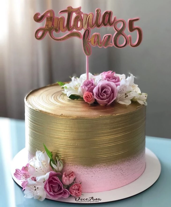 Foto de bolo com flores 34 - 34