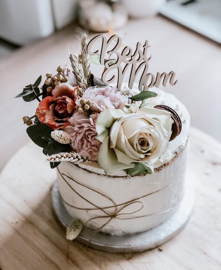 Foto de bolo com flores 51 - 52
