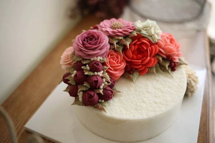 Foto de bolo com flores 77 - 80