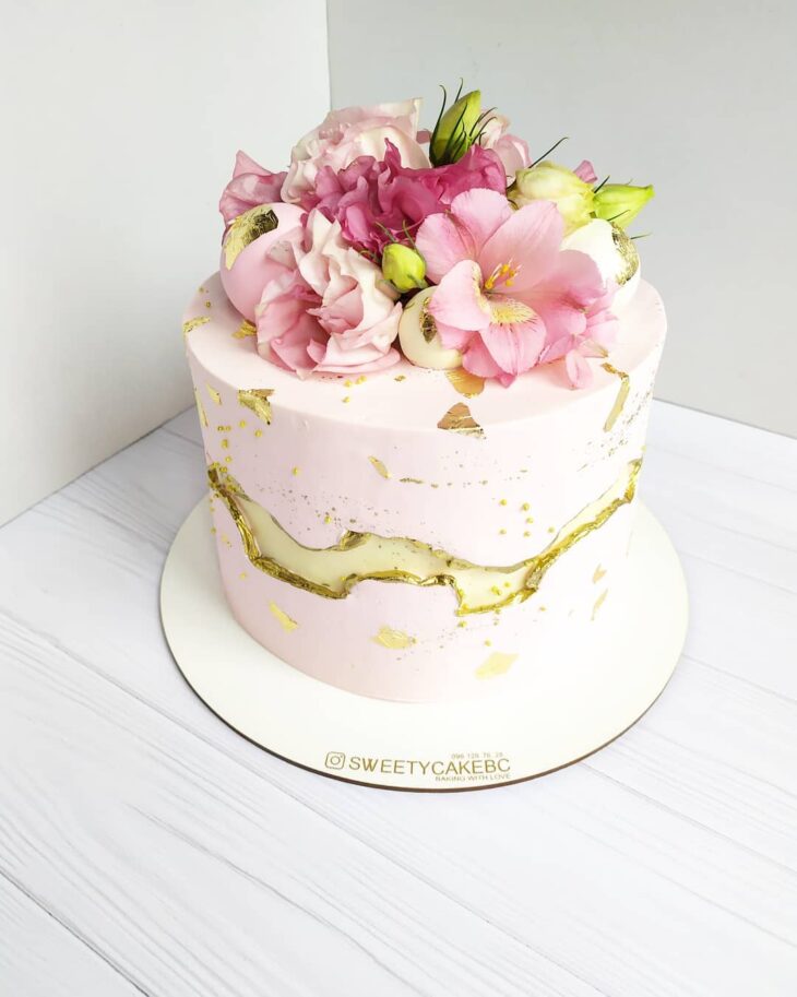Foto de bolo com flores 79 - 553