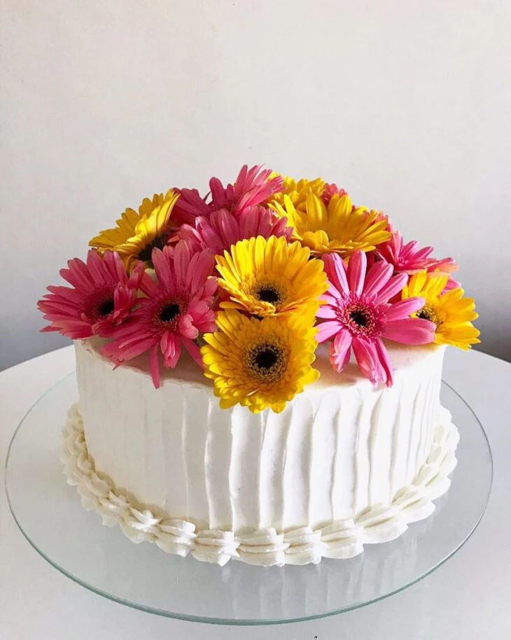 Foto de bolo com flores 99 - 573