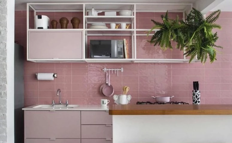 60 projetos de cozinha rosa para suspirar de amores