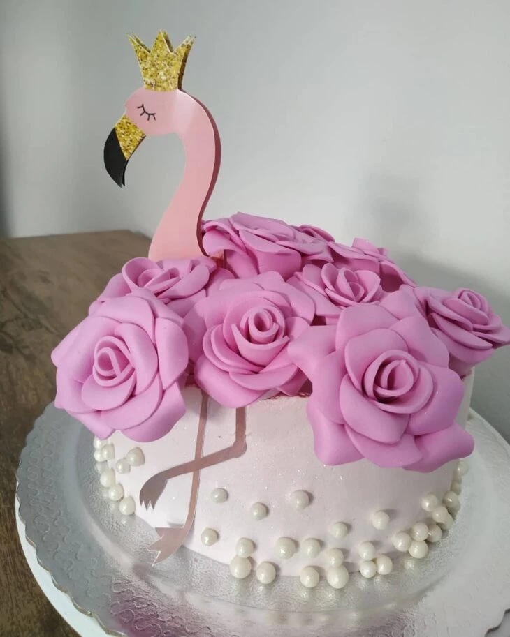 Foto de bolo de flamingo 10 - 13