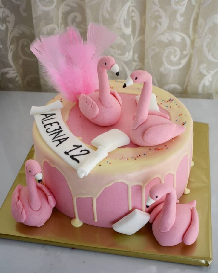 Foto de bolo de flamingo 37 - 40