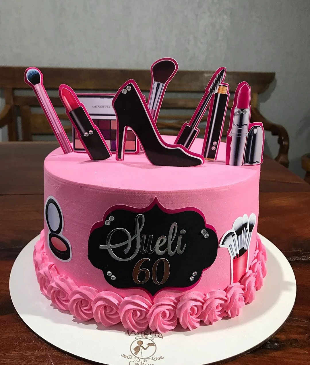 40 Ideias de bolo roxo com glitter super tendência - Artesanato Passo a  Passo!
