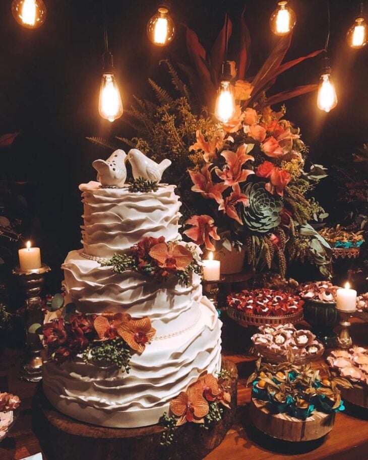 Foto de bolo de casamento rustico 15 - 15