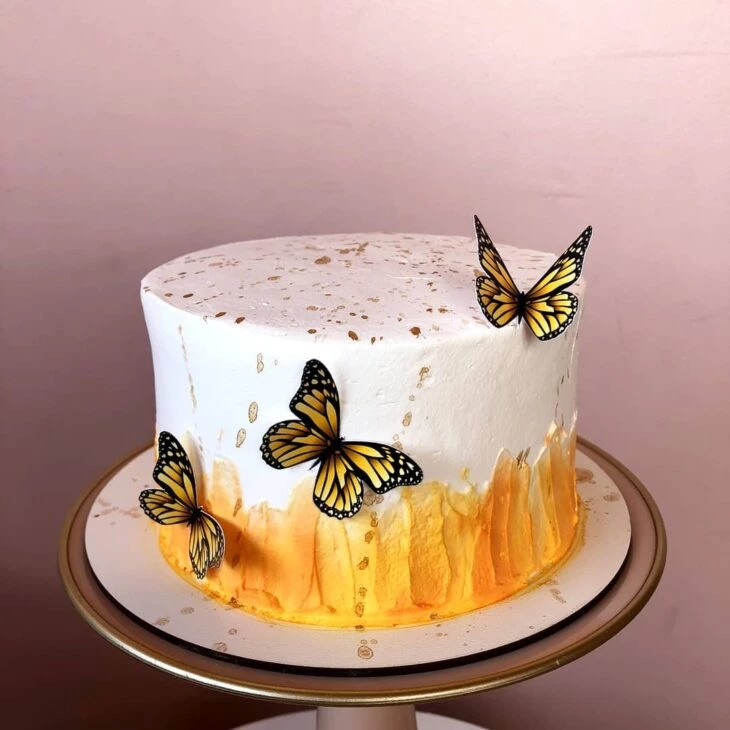 Foto de bolo com borboletas 40 - 43