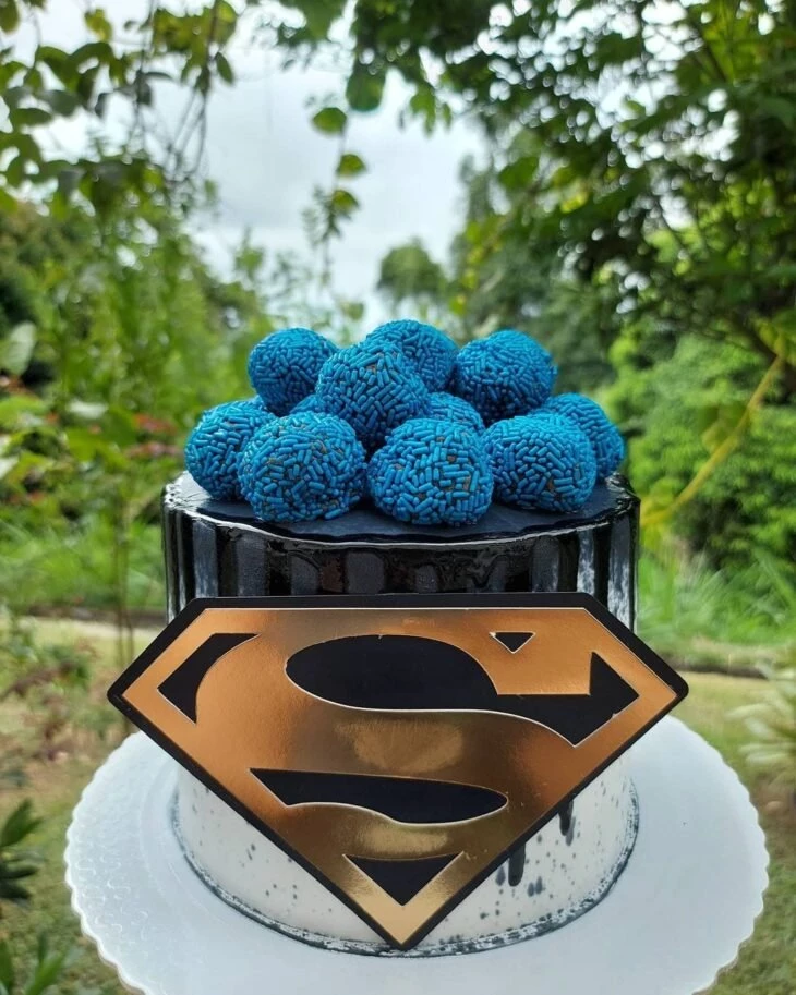 Foto de bolo do super homem 16 - 19