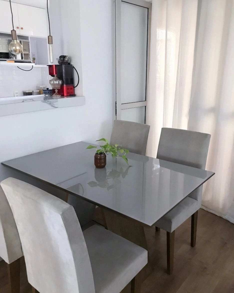 Mesa redonda para cozinha pequena de apartamento