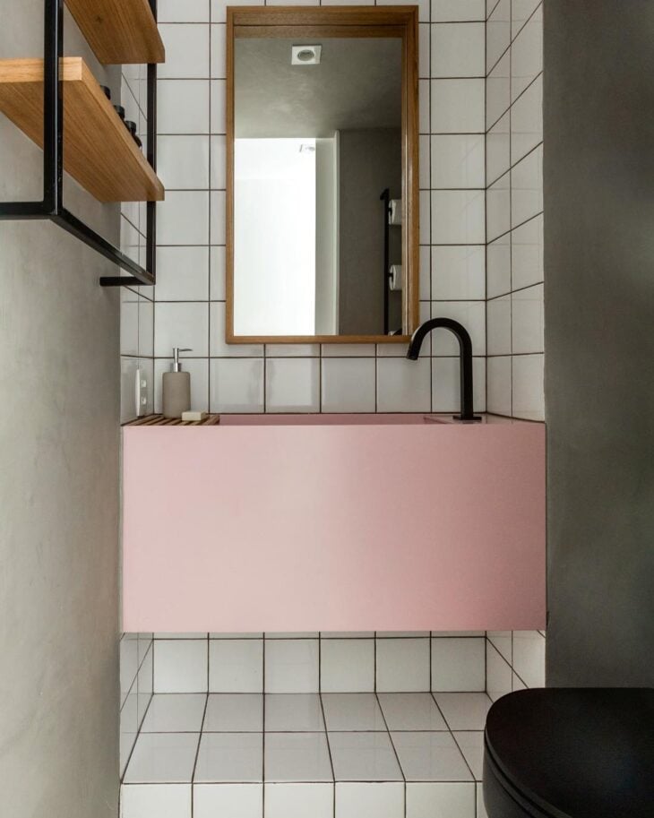 Foto de banheiro rosa 39 - 38
