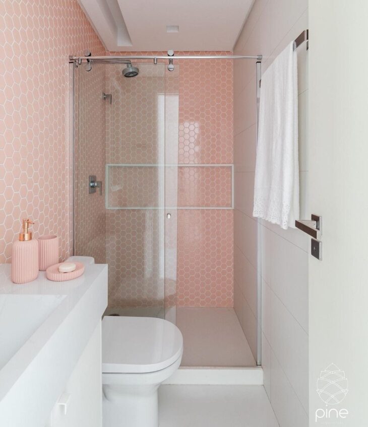 Foto de banheiro rosa 47 - 46