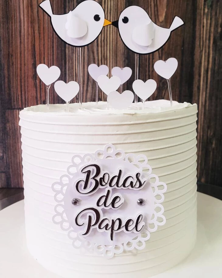 Foto de bolo bodas de papel 23 - 26