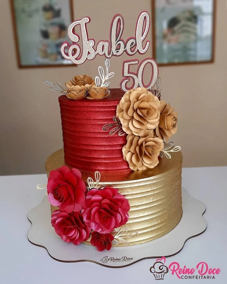 Bolo 50 Anos: 60 Dicas Incríveis Para Comemorar Em Grande Estilo  Bolos de  aniversário, Bolos de aniversário feminino, Bolo de 50 anos