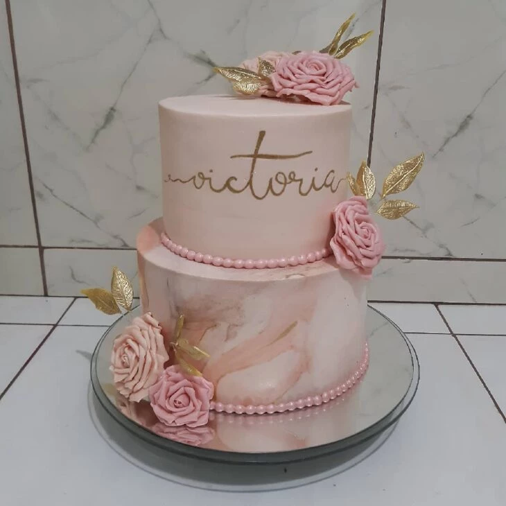 Foto de bolo com rosas 11 - 14