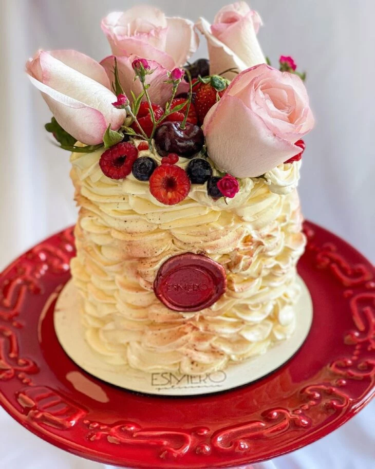Foto de bolo com rosas 16 - 19