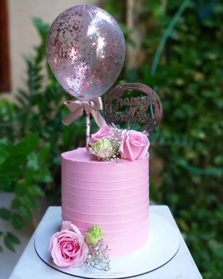 Foto de bolo com rosas 42 - 45