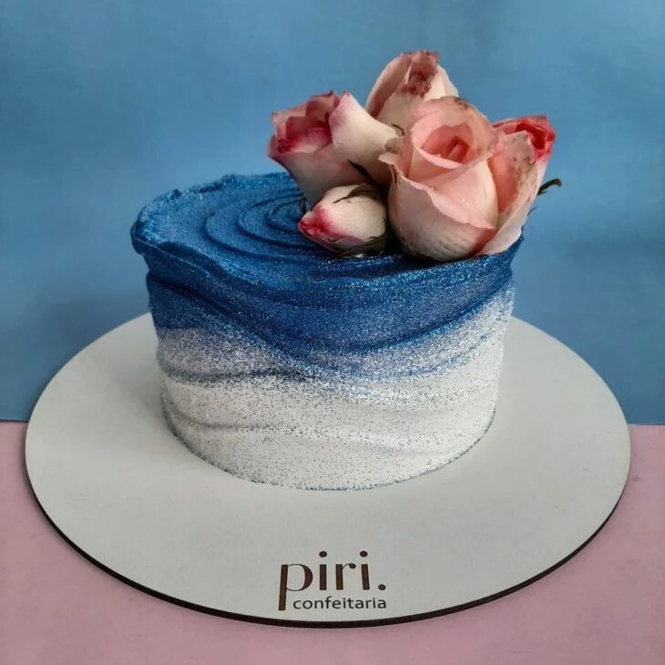 Foto de bolo com rosas 54 - 57