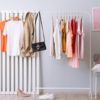 65 ideias de arara de roupas para quarto para arrasar na organização