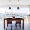 Mesa para varanda: 80 propostas inspiradoras para a sua decoração