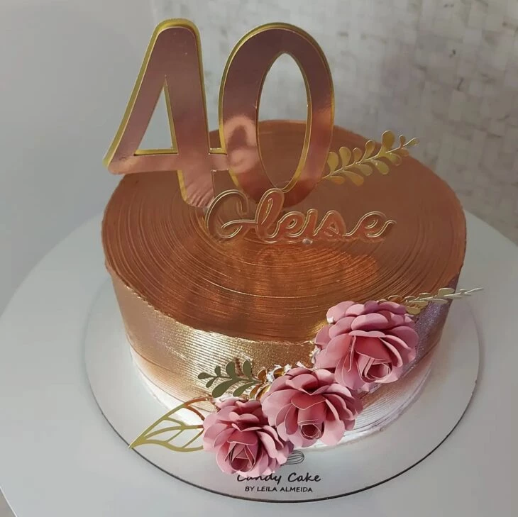 Foto de bolo de 40 anos 22 - 25