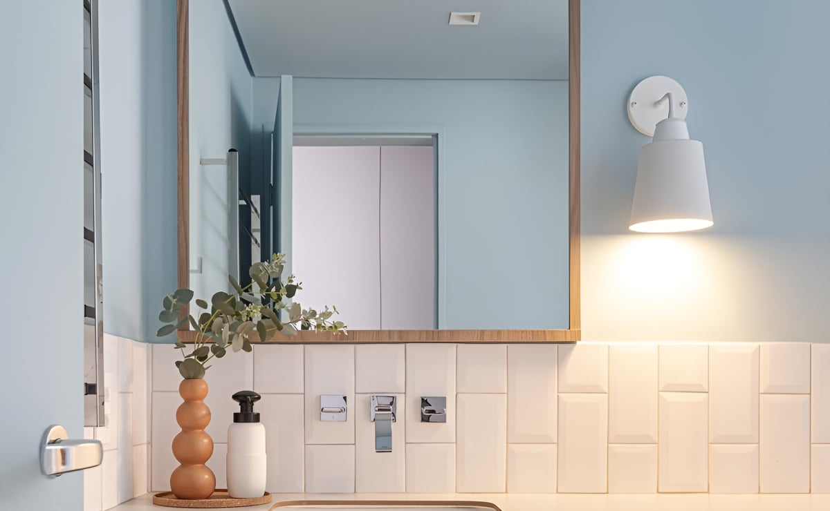 Arandela para banheiro: 65 ideias para iluminar a decoração