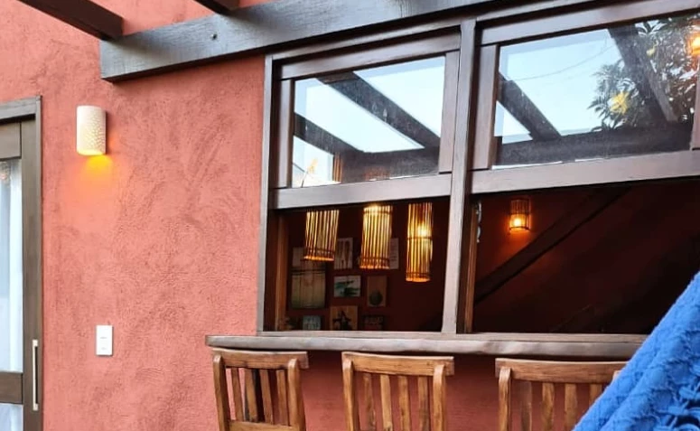 65 opções de janela guilhotina para ter um ambiente vintage