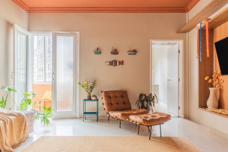 Foto de apartamento pequeno tem decoracao colorida 3 - 8