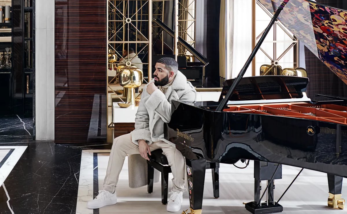 Mansão milionária de Drake impressiona com muito luxo
